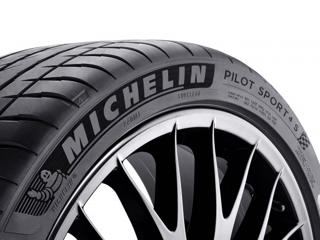 Michelin Pilot Sport PS2 255/40ZR17 94Y N3